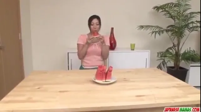 Video bokep indo Gadis Cantik Mulus Panik Saat Burung Abang Muntah Di Dalem Apem Merah Jambu